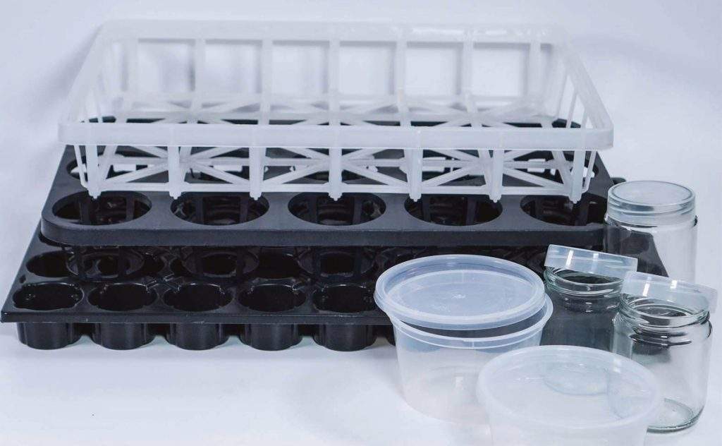 IRA Autoclavable Labware Trays and Caps